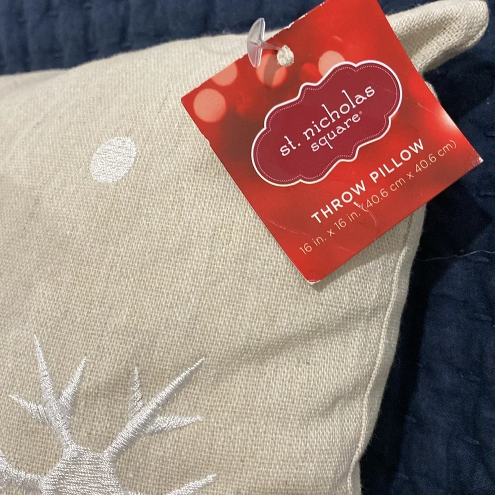NWT St. Nicholas Square Holiday Gnome Throw Pillow